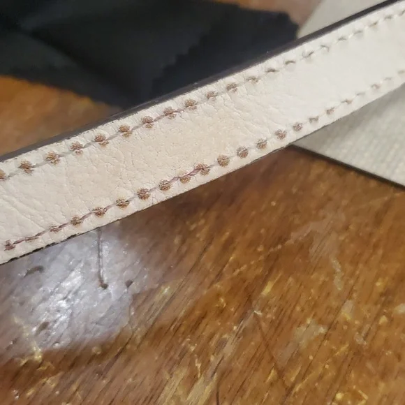 Michael Kors Crossbody - Picture 6 of 7